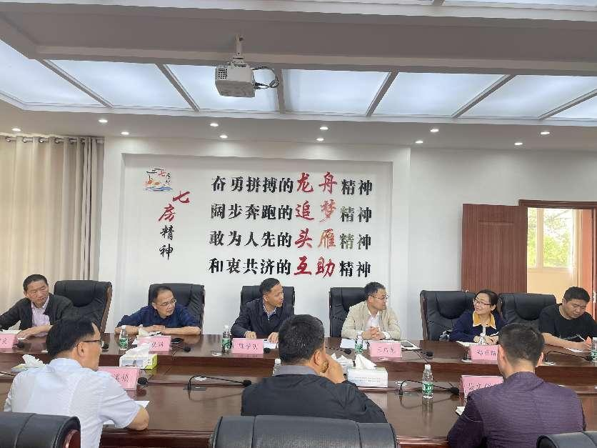 浓浓端午情  慰问暖人心