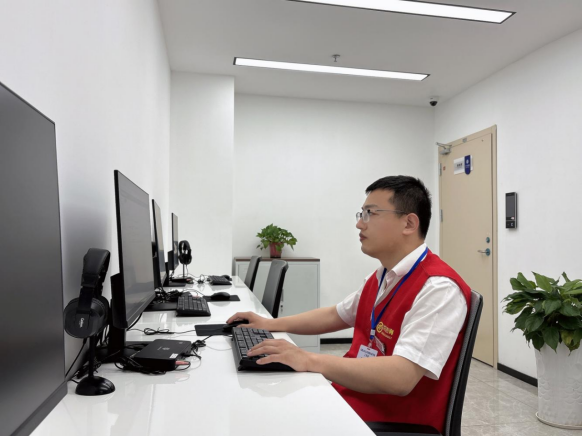 用专业筑牢采购质量防地——记2025年一季度“质量之星”苗正宇